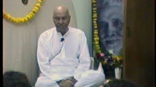 PAPAJI  Who Is The DOER? (Full Satsang)