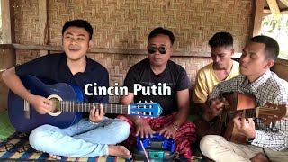 Cincin Putih cover paman kadus