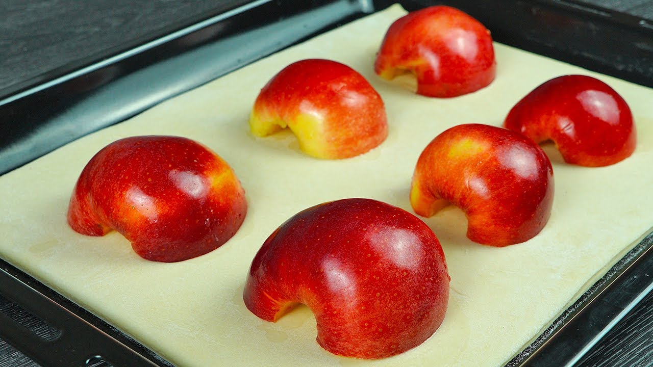 Воздушное слоёное тесто с начинкой из яблок и корицы — незабываемый десерт!