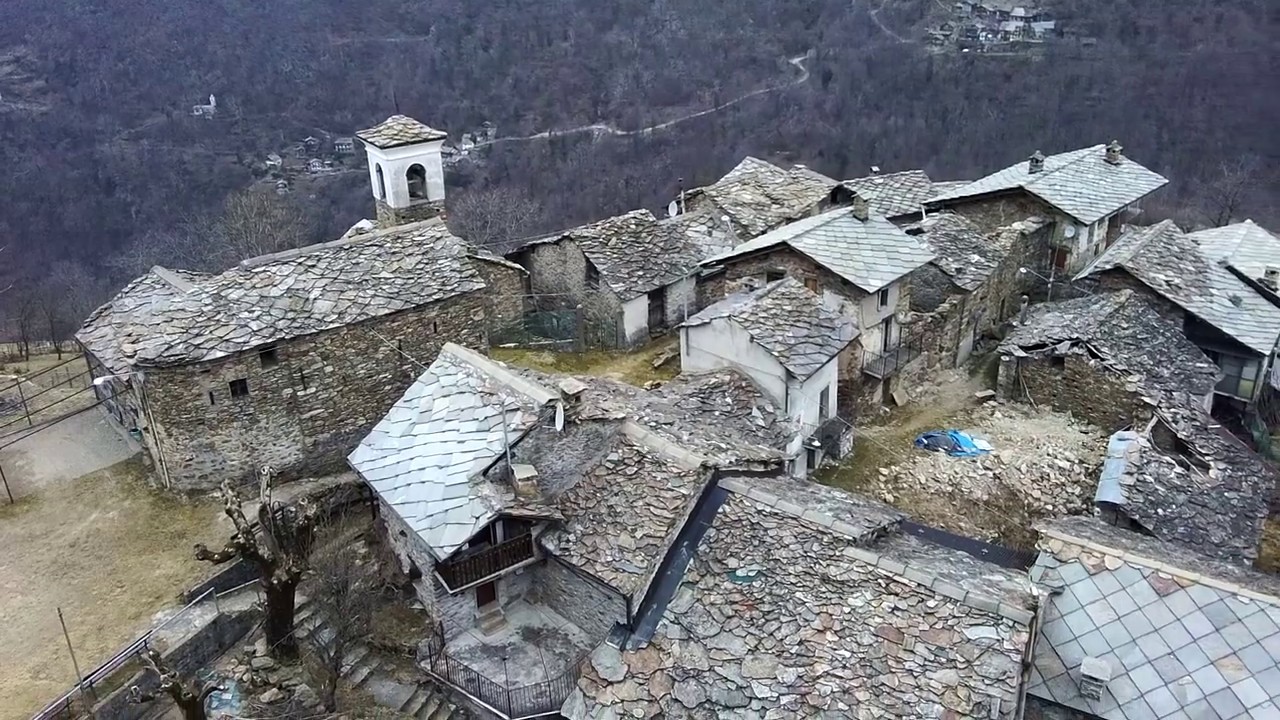 ANTICO PAESE DI MONTAGNA DIMENTICATO: FRASCHIETTO!