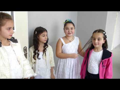 ელენეს საახალწლო ზეიმი.