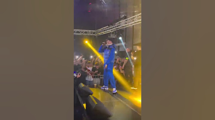 simba fa impazzire la folla cantando mi piacciono le armi