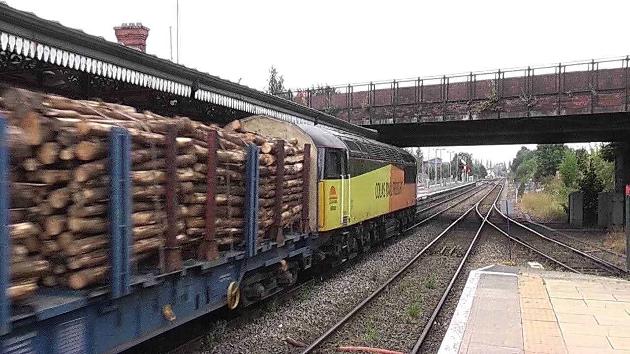 56302 6Z70 Ribblehead-Chirk Kronospan logs at Wrexham General