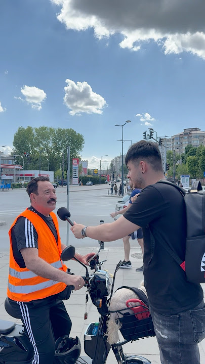 Domnul a cantat Coace Doamne Prunele😂