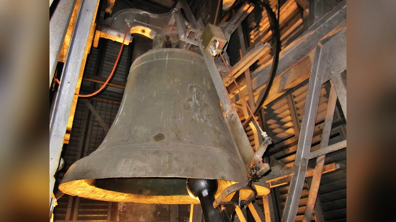 Wörgl in Tirol (Ö - Tirol) Die Glocken der Stadtpfarrkirche St. Laurentius