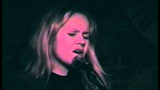 Eva Cassidy - Autumn Leaves (HQ)