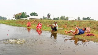 Fishing Video || Village boys are very skilled and experienced in fishing || Fish catching trap