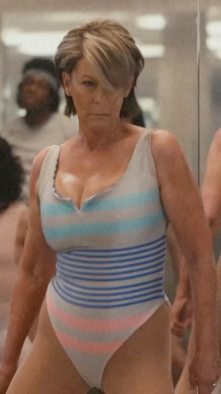 #JamieLeeCurtis \u0026 Jimmy recreate her famous aerobics scene from the 1985 film Perfect!