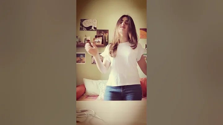 All about the bass cover Laura Raffaele