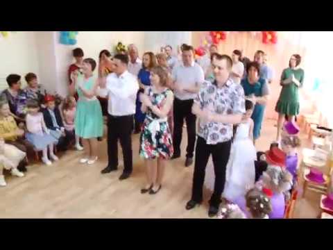 Родители сделали детям сюрприз на выпускной в детском саду. - YouTube
