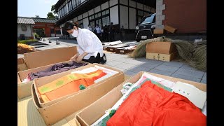 コロナで行列中止も・・・時代祭衣装を虫干し