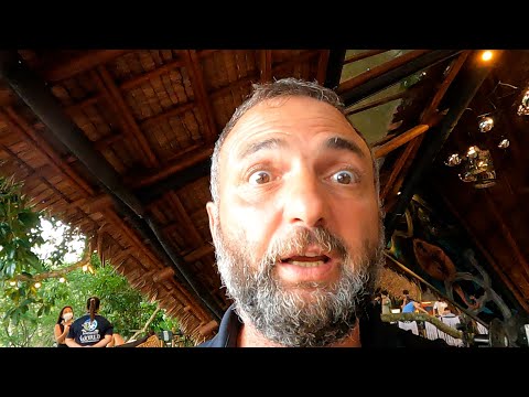 Feasting at Three Monkeys in Phuket - Cuztom Kraft Vlog 22