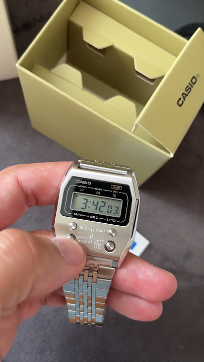 Vintage digital watch Casio 52QS-14 - YouTube