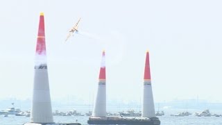 室屋さんは８位に  日本初開催の小型プロペラ飛行機レース