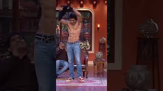 Sonuu Sood Showing Eight Pack Body