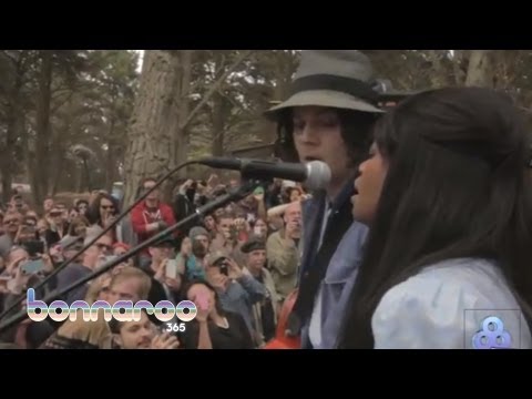 Jack White Surprise Set - "Love Interruption" - Outside Lands 2012 (Official Video) | Bonnaroo365