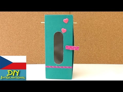 Video: Jak Vyrobit Skříň Pro Panenky