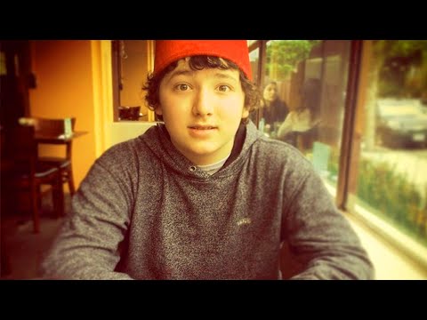 Video: Frankie Jonas Net Worth, Edad, Taas, Bio, Mga Magulang, Mga Kapatid: Wiki, Kasal, Pamilya, Kasal, Sahod, Mga Kapatid