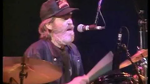 Levon Helm, Ringo Starr and the 1989 All Starr Band "Up On Cripple Creek"