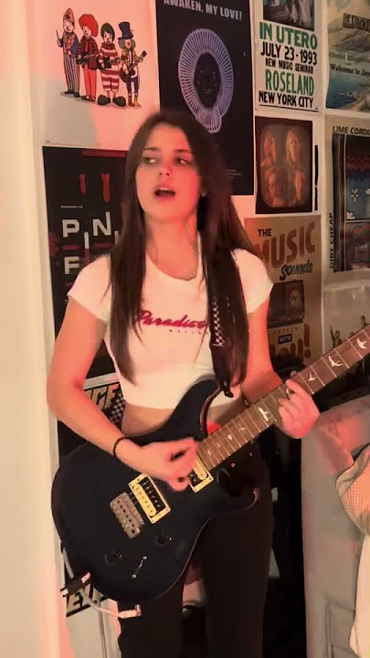 This makes you sing WooHoo...BLUR Song 2 #cover #femaleguitarist #shorts #fypyoutube