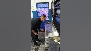 👍Barnizando #offsetpress #printing #impresos #offset #impresiónpersonalizada #custom_printing