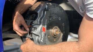 Audi RS5 Ceramic brake pads change! by Rm Projects 6,053 views 1 year ago 6 minutes, 54 seconds