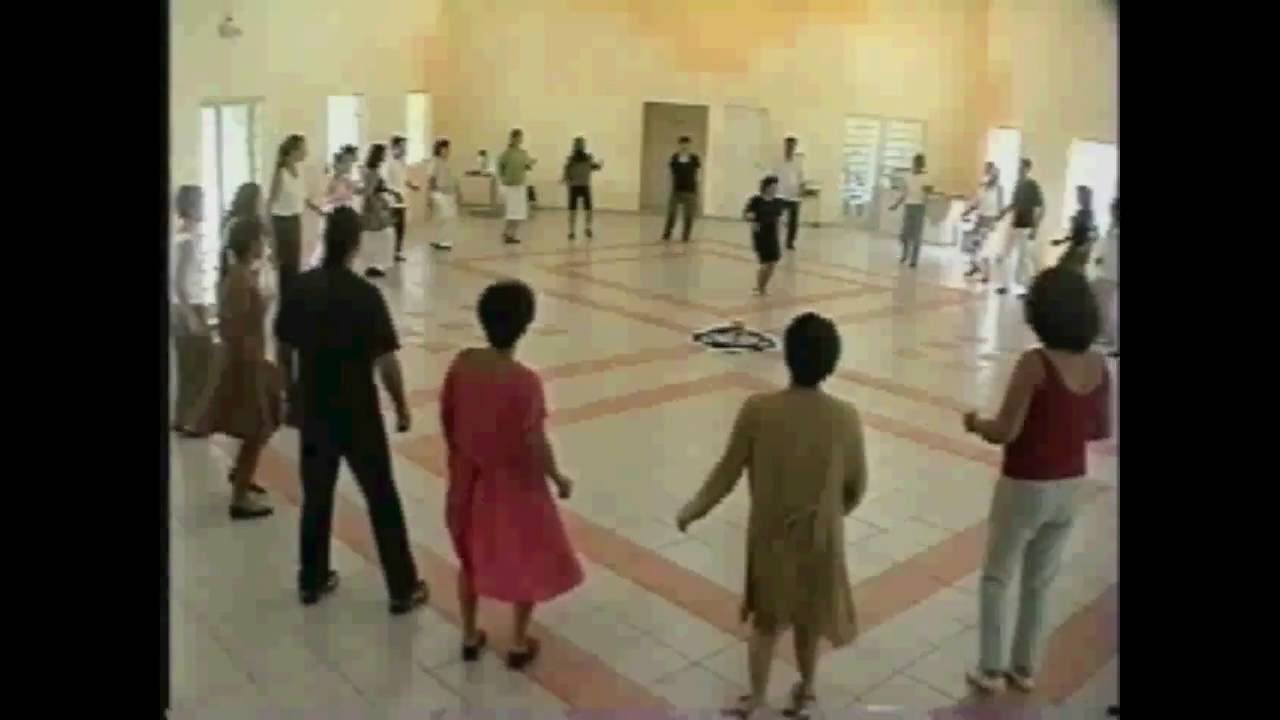 Flor Amorosa - Coreografia de Cristiana Menezes para Dança Circular
