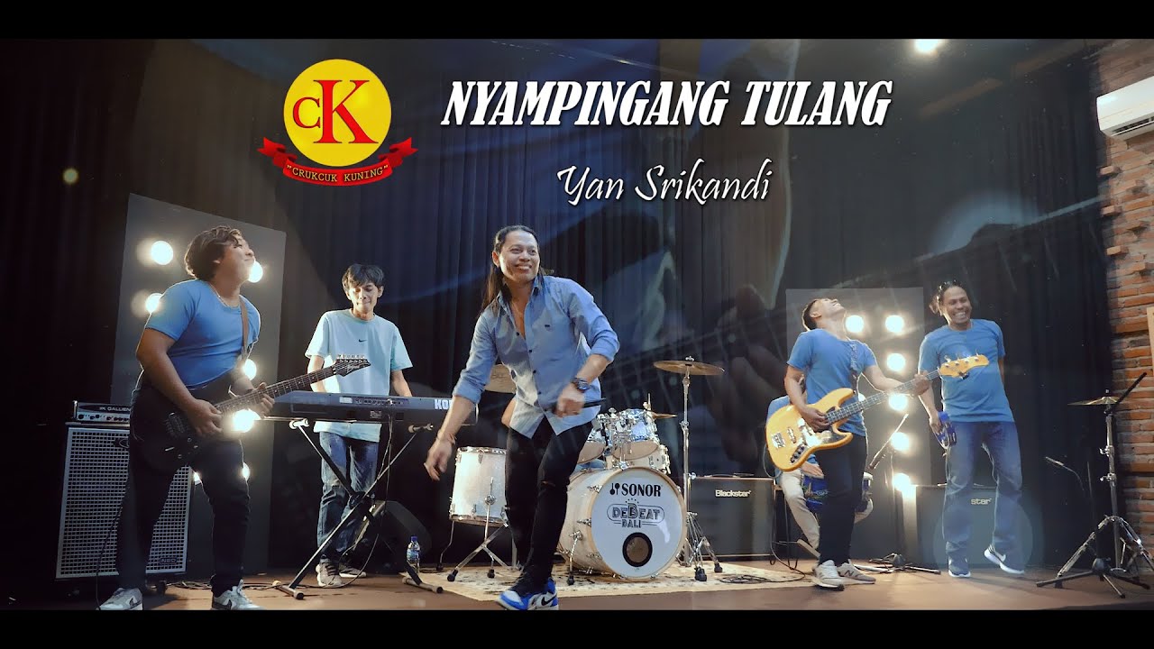 YAN SRIKANDI // NYAMPINGANG TULANG KOPLO {Official Music Video}