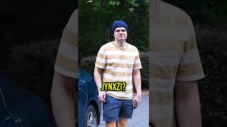 Jynxzi Pulled Up To Tylils Live Stream