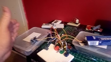 Change stepper motor position dependent on which PIR sensor detects IR heat