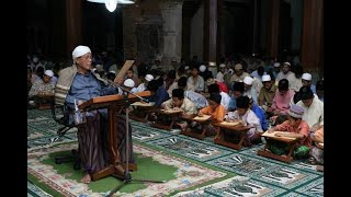 Mauidhoh KH. MA'RUF IRSYAD Kudus dalam rangka peringatan maulid nabi