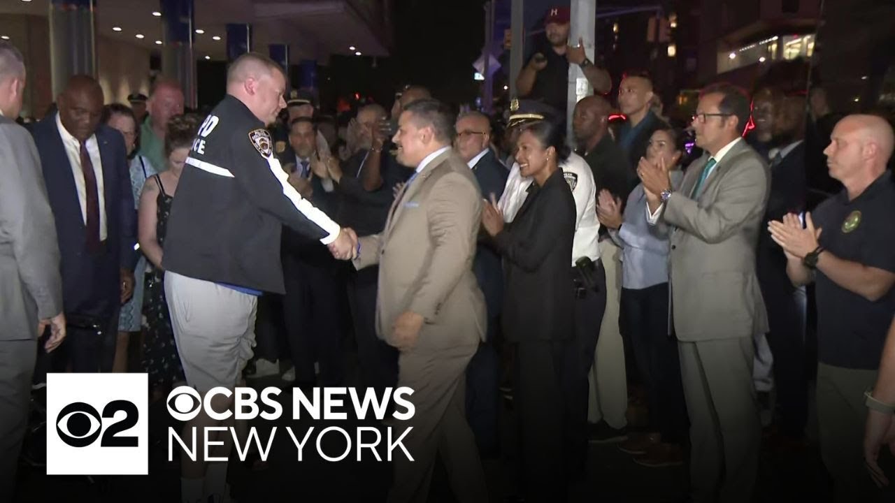 1 of 2 NYPD sergeants injured in shooting released from hospital - YouTube