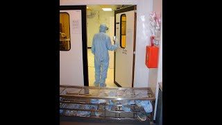 Cleanroom gowning: Masterclass