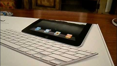 Apple iPad Keyboard Dock Unboxing