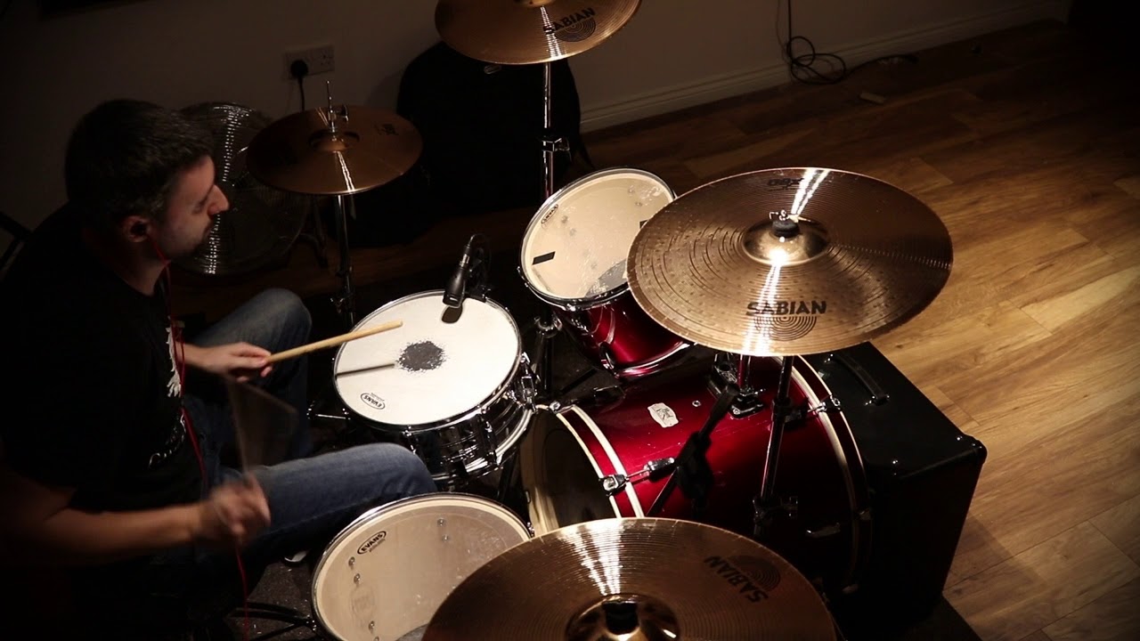 Guarda Scream - It's About Time (drum cover) su YouTube Guarda Scream - It's About Time (drum cover) su YouTube