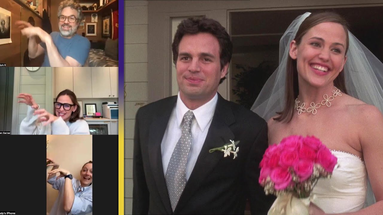 Jennifer Garner and Mark Ruffalo Do THRILLER DANCE for 13 Going on 30