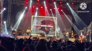 Denny caknan feat sasya arkhisna di alun alun Blitar (gak sengaja sasya nonton DC) Satru 2