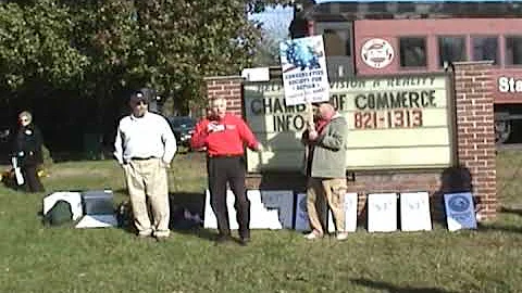Steve Flanagan Inspires Crowd to Keep Fighting