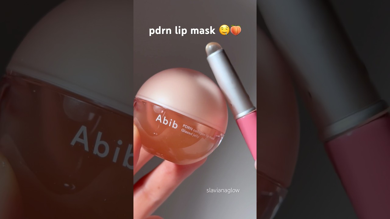 I looove how this abib jelly pdrn lip mask smells and this jelly texture is ELITE 🍑 