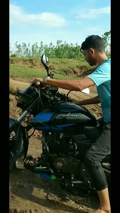 bike dia nodi para par #bike #riesling #funnyclips #video #rider #funnyvideos #viral #viralclips