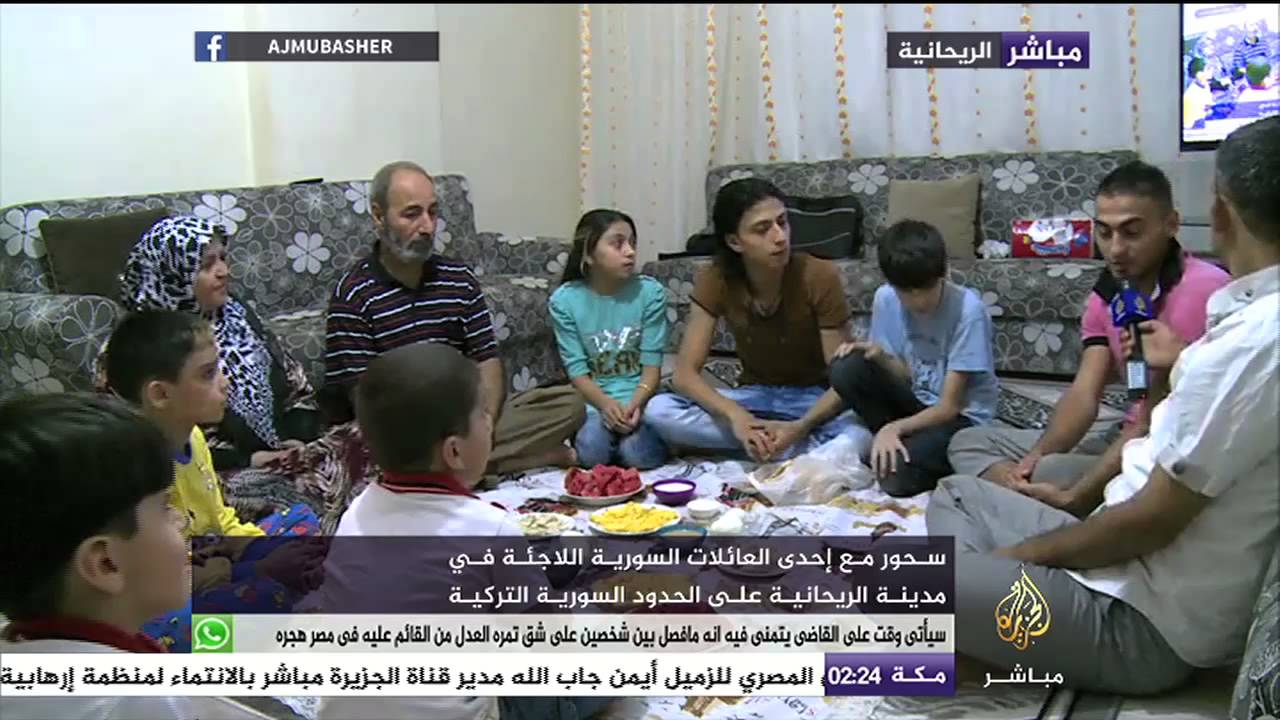 سحور مع إحدى العائلات السورية اللاجئة في مدينة الريحانية على الحدود السورية التركية