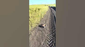 A crash with my Traxxas rustler 4x4 vxl on the country road! Subscribe for more!🔥🔥🔥