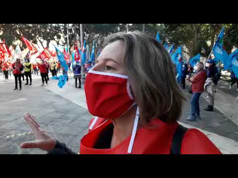 Cagliari: lavoratori delle pulizie in piazza