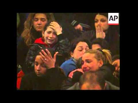 Teenage girl caught in mob shooting is buried Teenage girl caught in mob shooting is buried