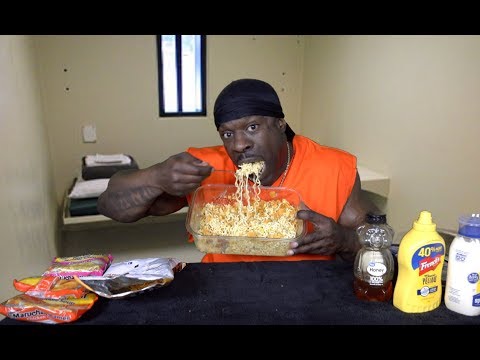 Cooking With Kali Muscle | TUNA CASSEROLE | Kali Muscle - YouTube