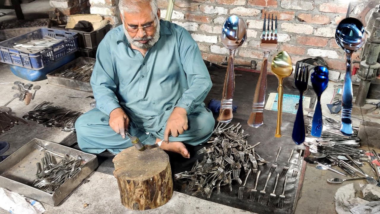 Antique Fork and Spoon Making Technique by Expert Artisans | Cutlery ...