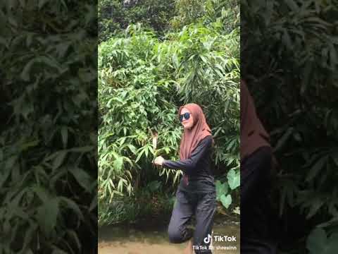 Awek tudung cute