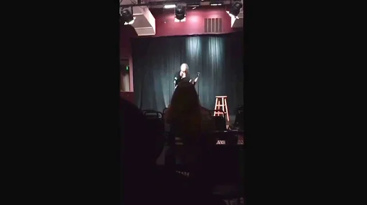 Janet Hargrave at The Idiot Box