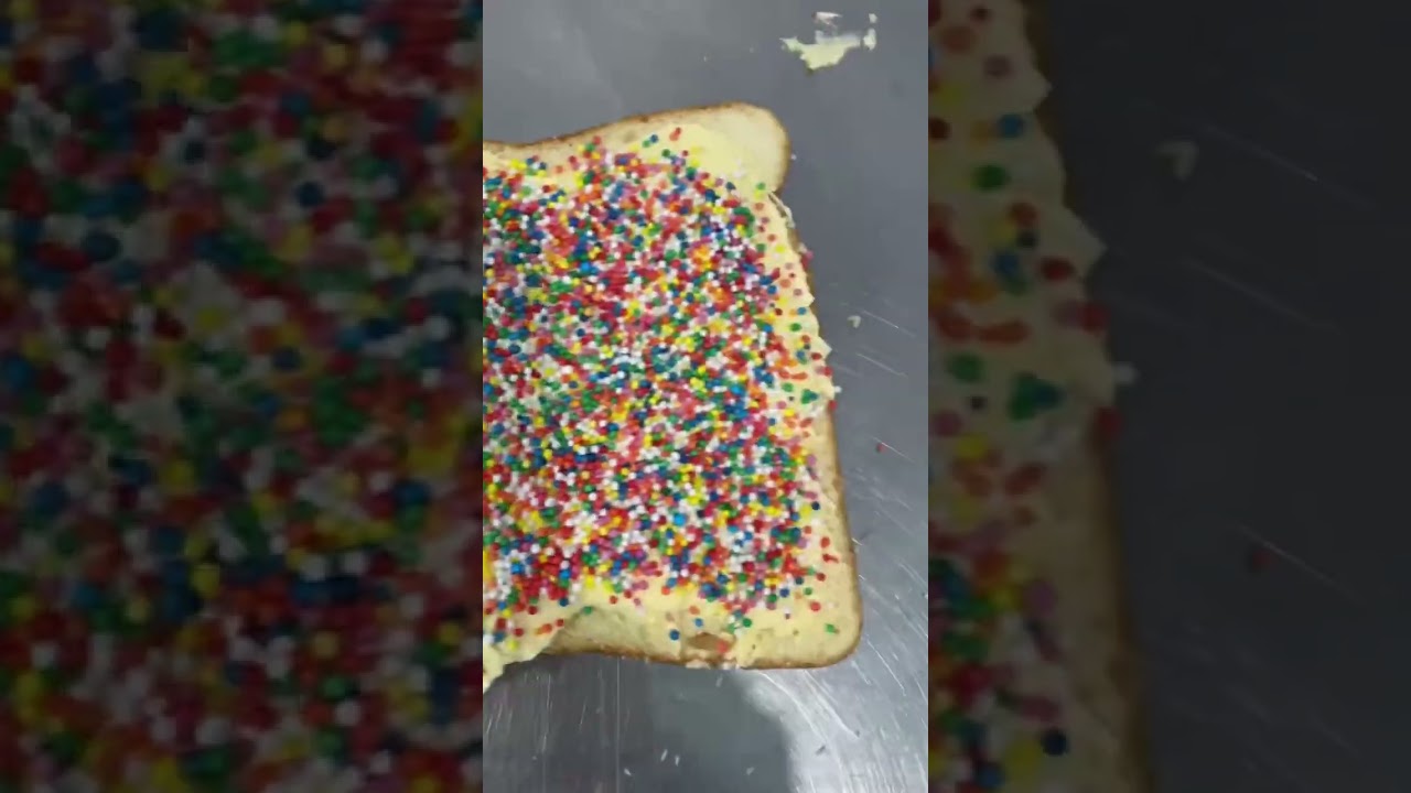FAIRY BREAD but it’s CAKE and 1000 times better!