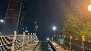 (4K) Night Walk in Heavy Rain and Lightning, Thunder, Thunderstorm | South Korea | 폭우 내리는 밤, 뇌우 빗소리